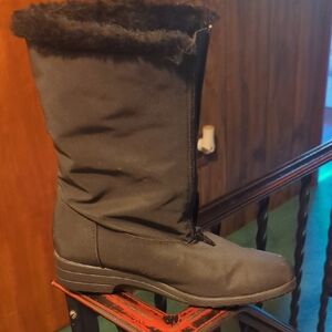 Women's Black Winter Boots